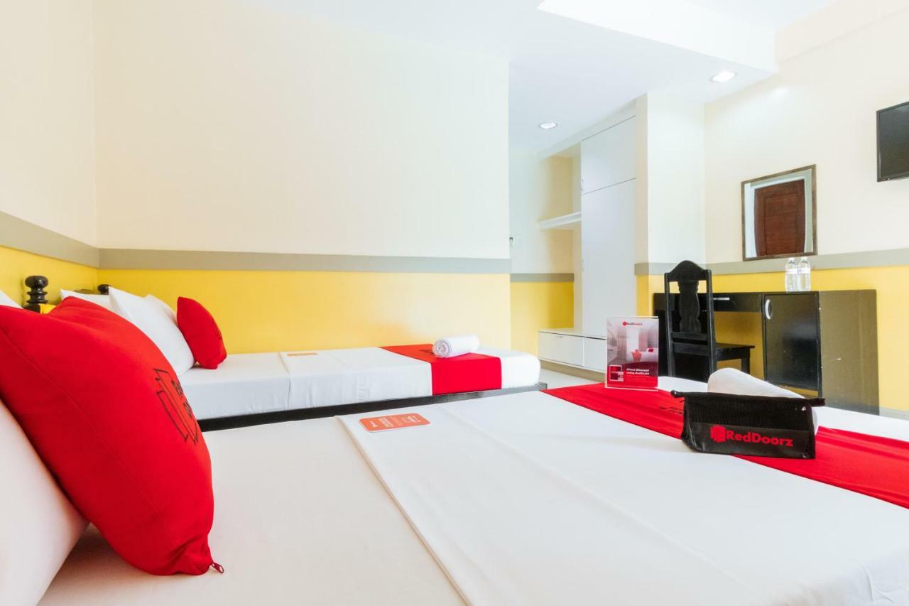 Reddoorz Premium @ Gabinete Road Palawan Hotel Puerto Princesa Екстериор снимка
